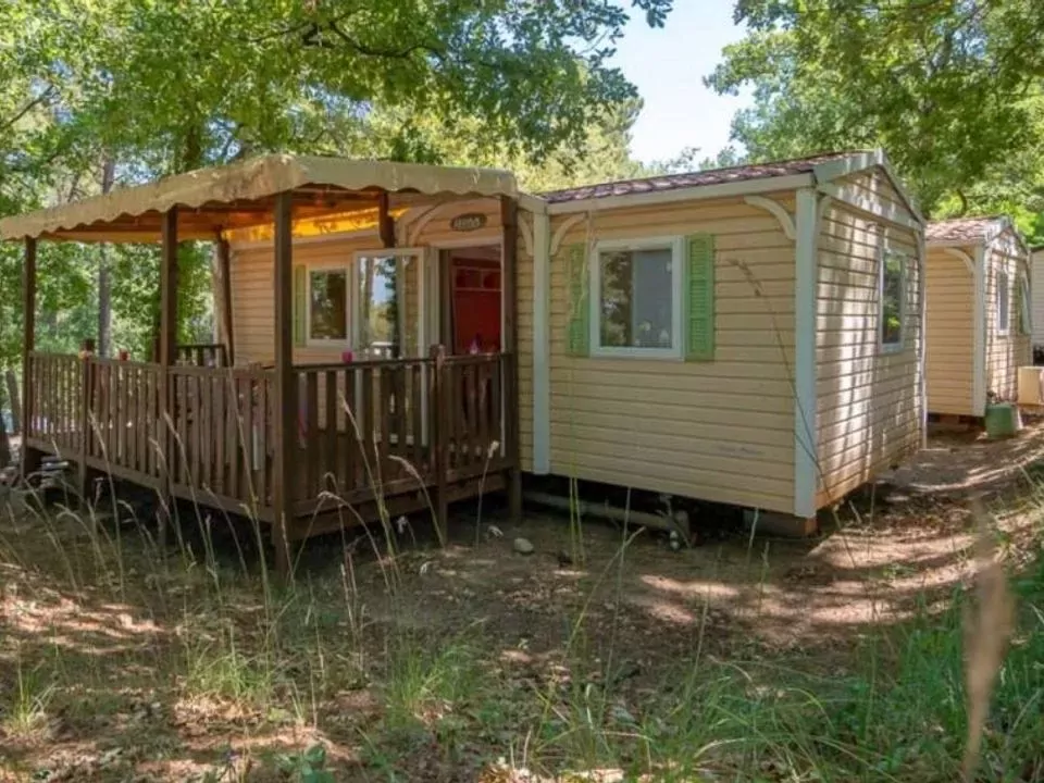 Campingplatz Pinède in der Provence