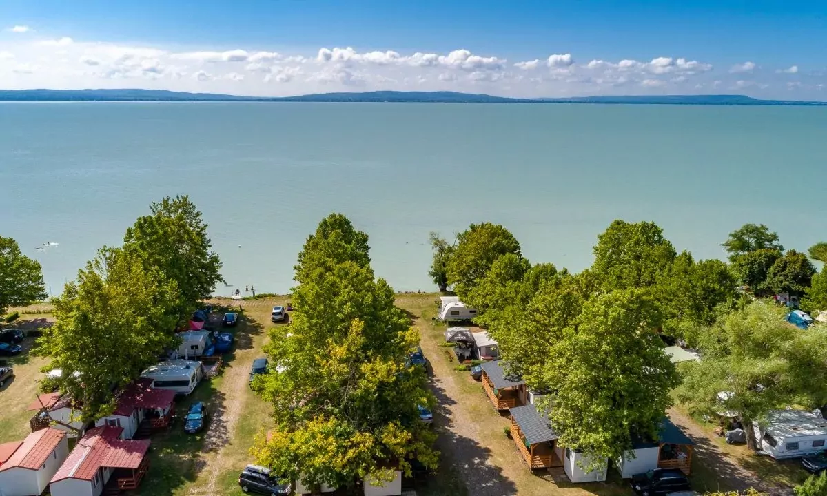 Balatontourist Campingplatz Strand Holiday