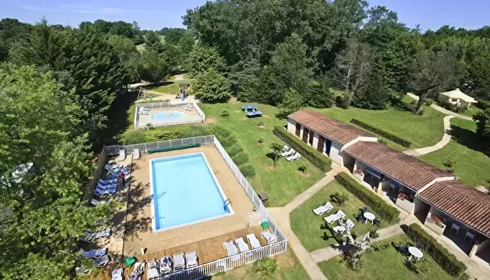 Flower Campingplatz Les Nauves-