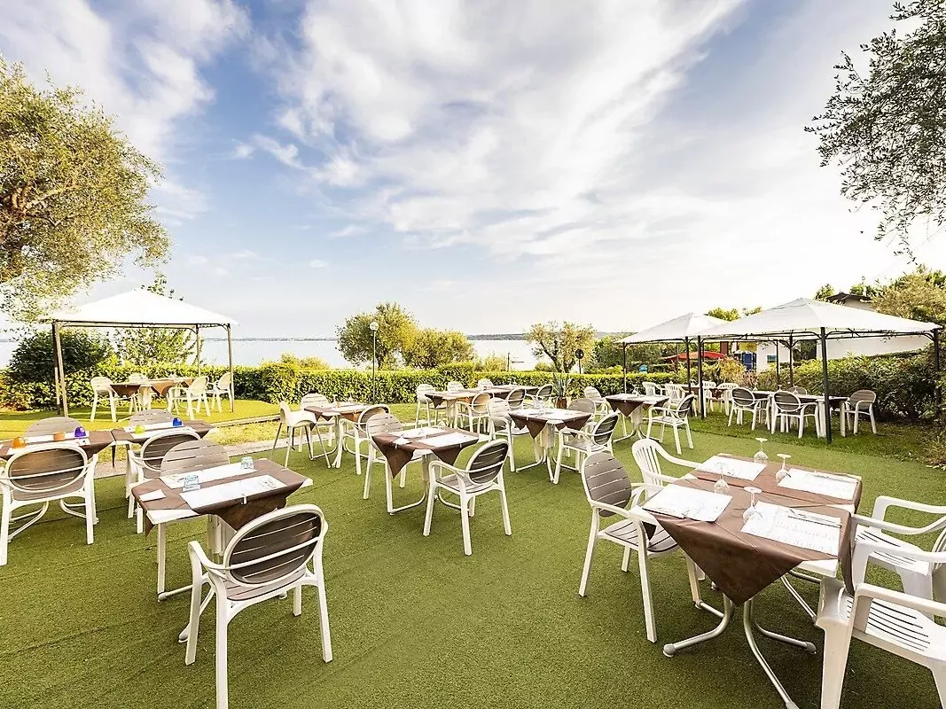 Hu Montescudaio Dorf-