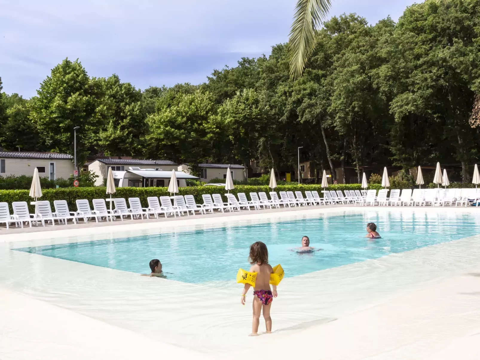 Hu Park Albatros Dorf-