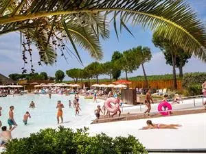 Hu Park Albatros Dorf-