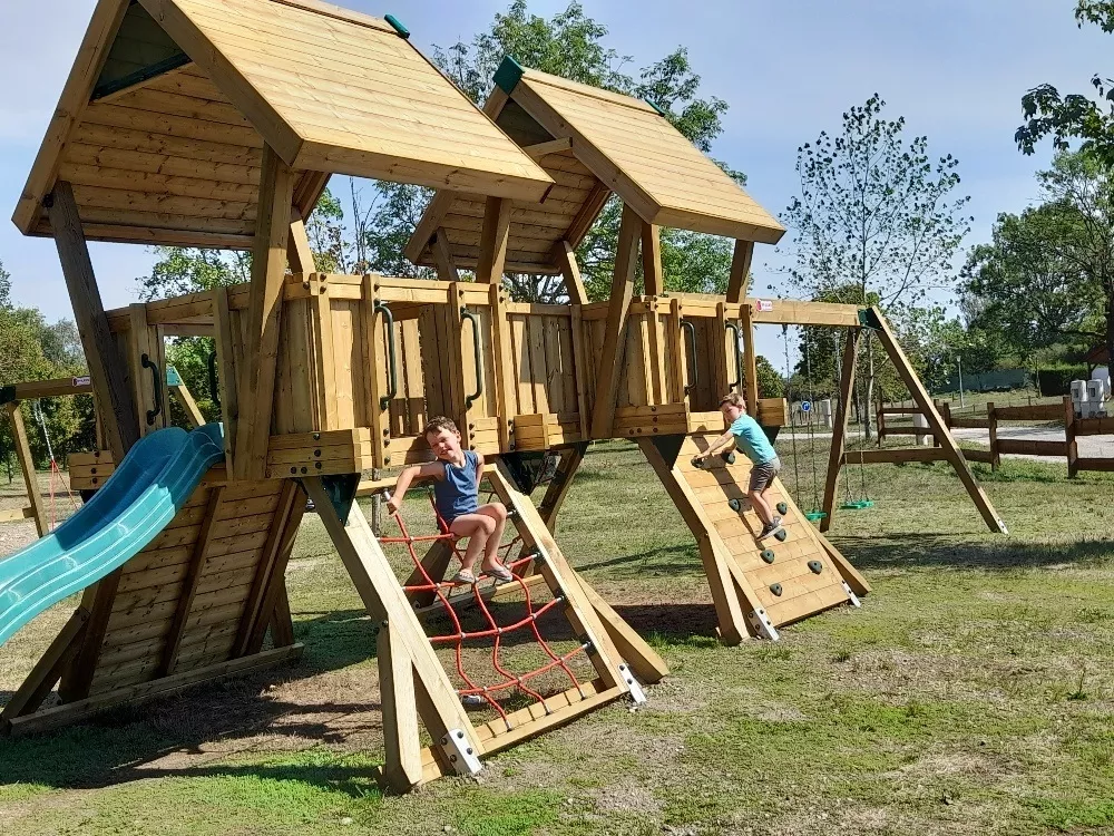 Campingplatz L'île aux mille Charmes