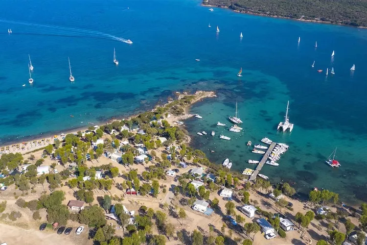 Campingdorf Capo dOrso-