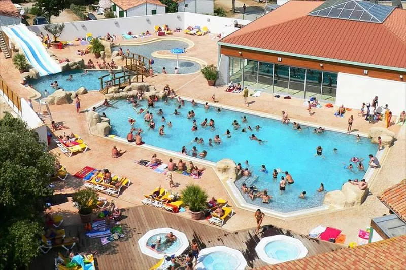 Campingplatz Les Gros Joncs-