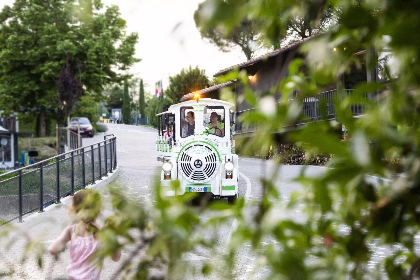 Hu Norcenni Girasole Dorf-