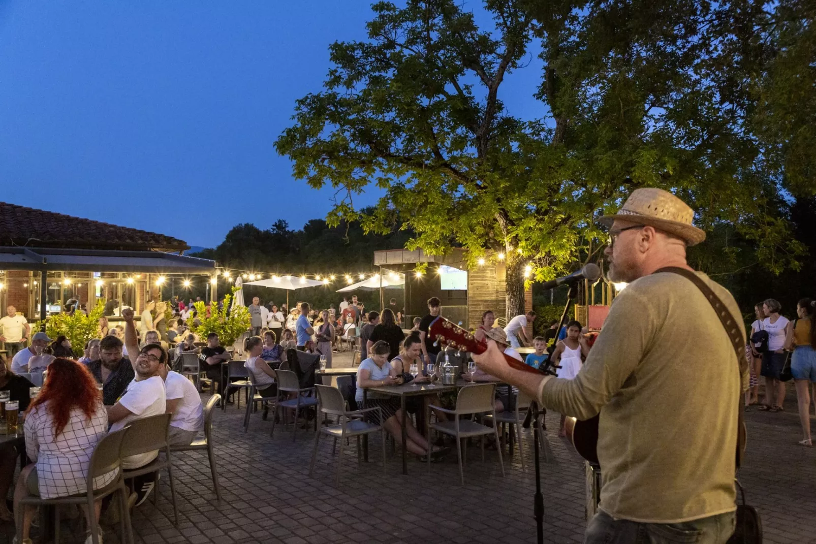 Hu Norcenni Girasole Dorf-