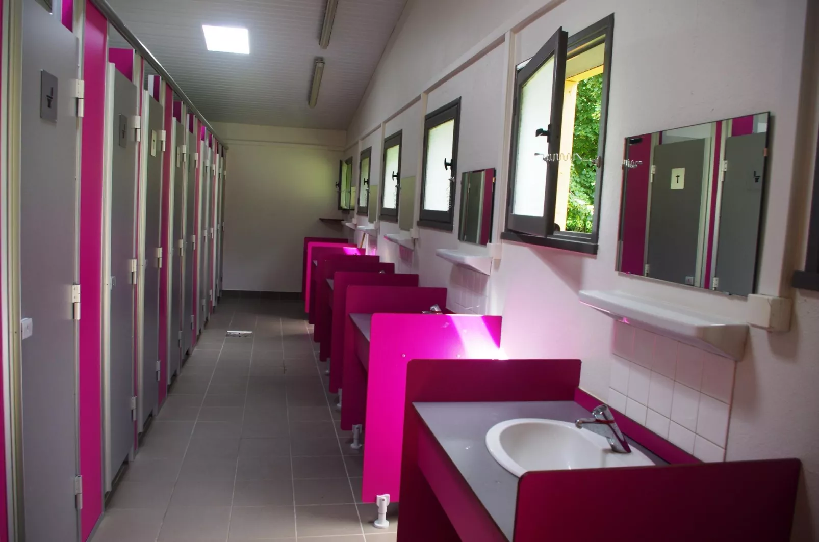 Kanopée-Dorf in Trevoux-