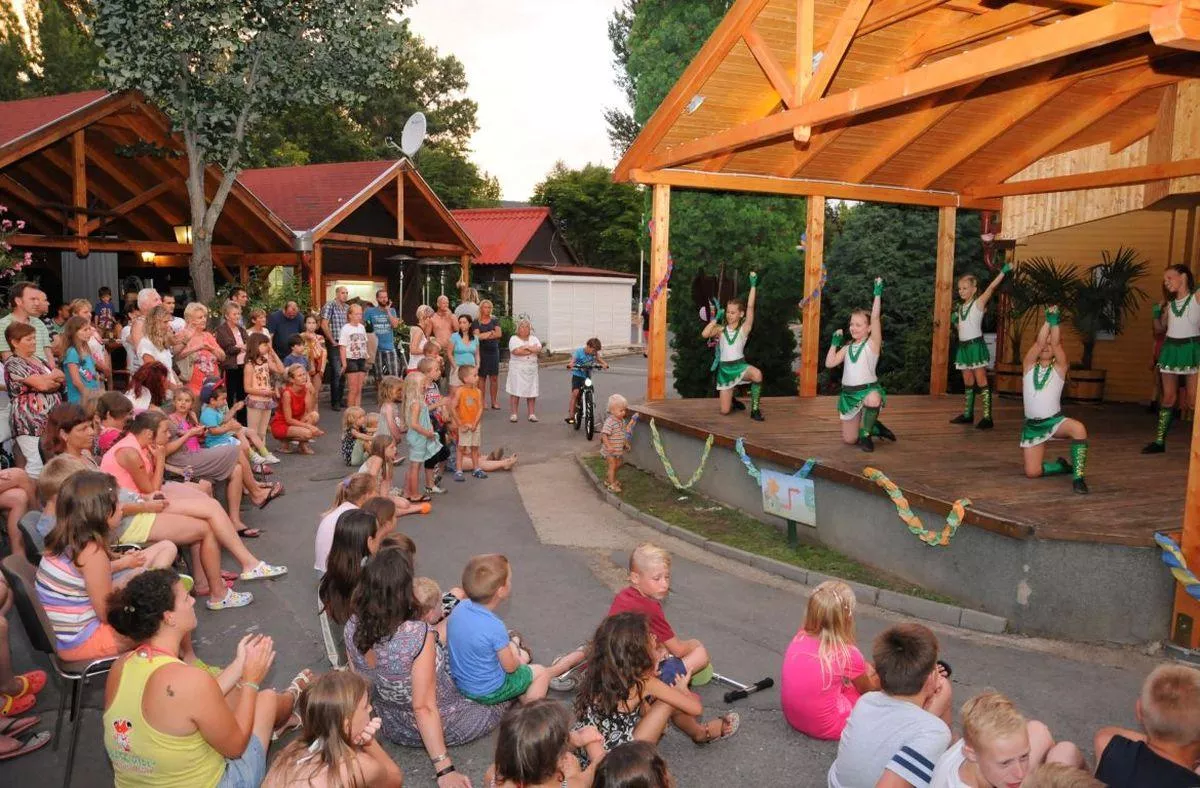 Balatontourist Campingplatz Napfény-