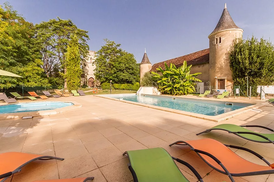 Campingplatz Le Petit Trianon de Saint Ustre