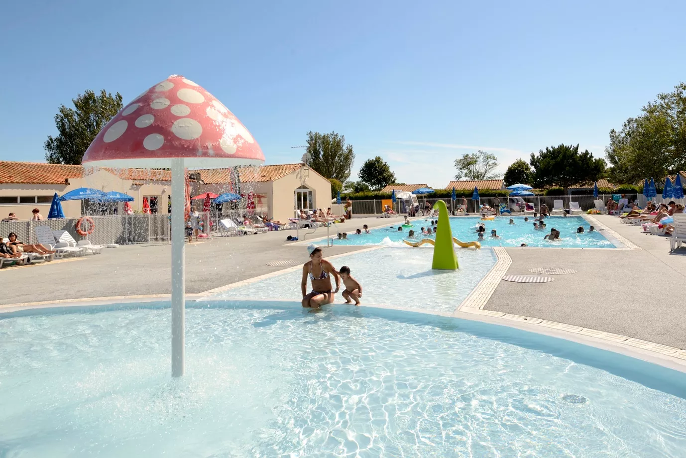 Flower Camping Les Ilates-