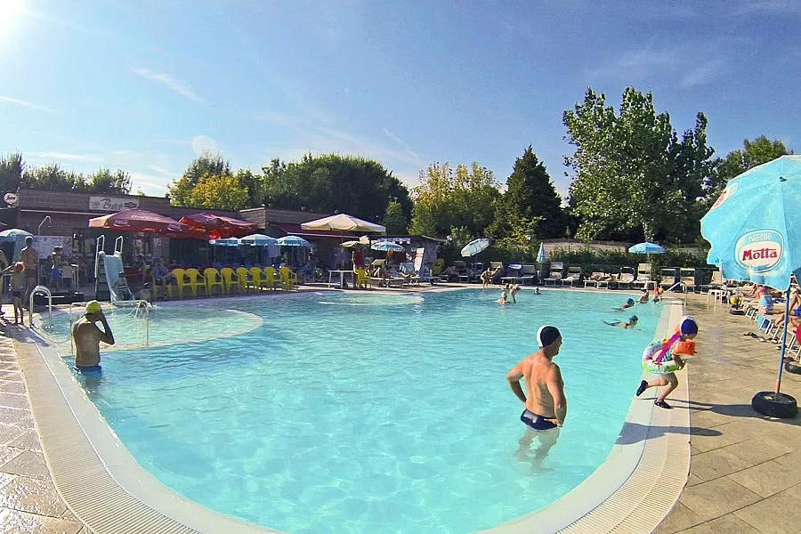 Campingplatz Torre Pendente