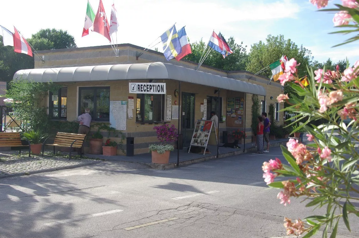 Campingplatz Torre Pendente-