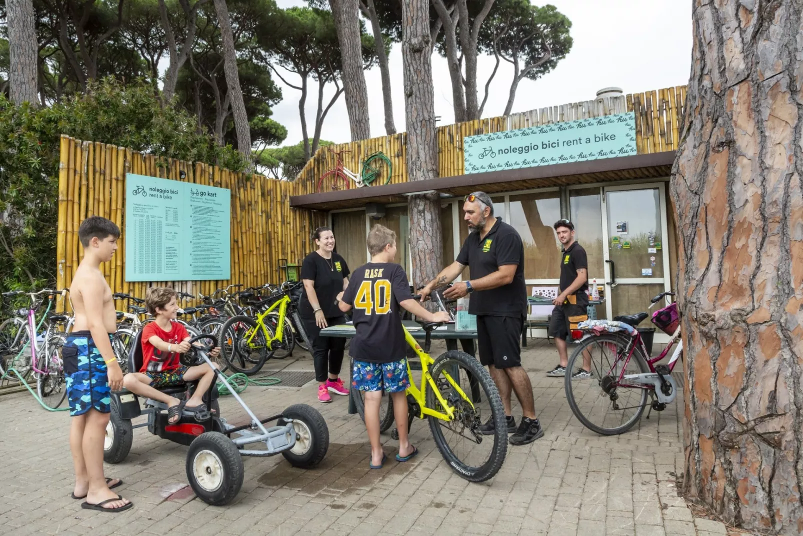 Hu Park Albatros Dorf-