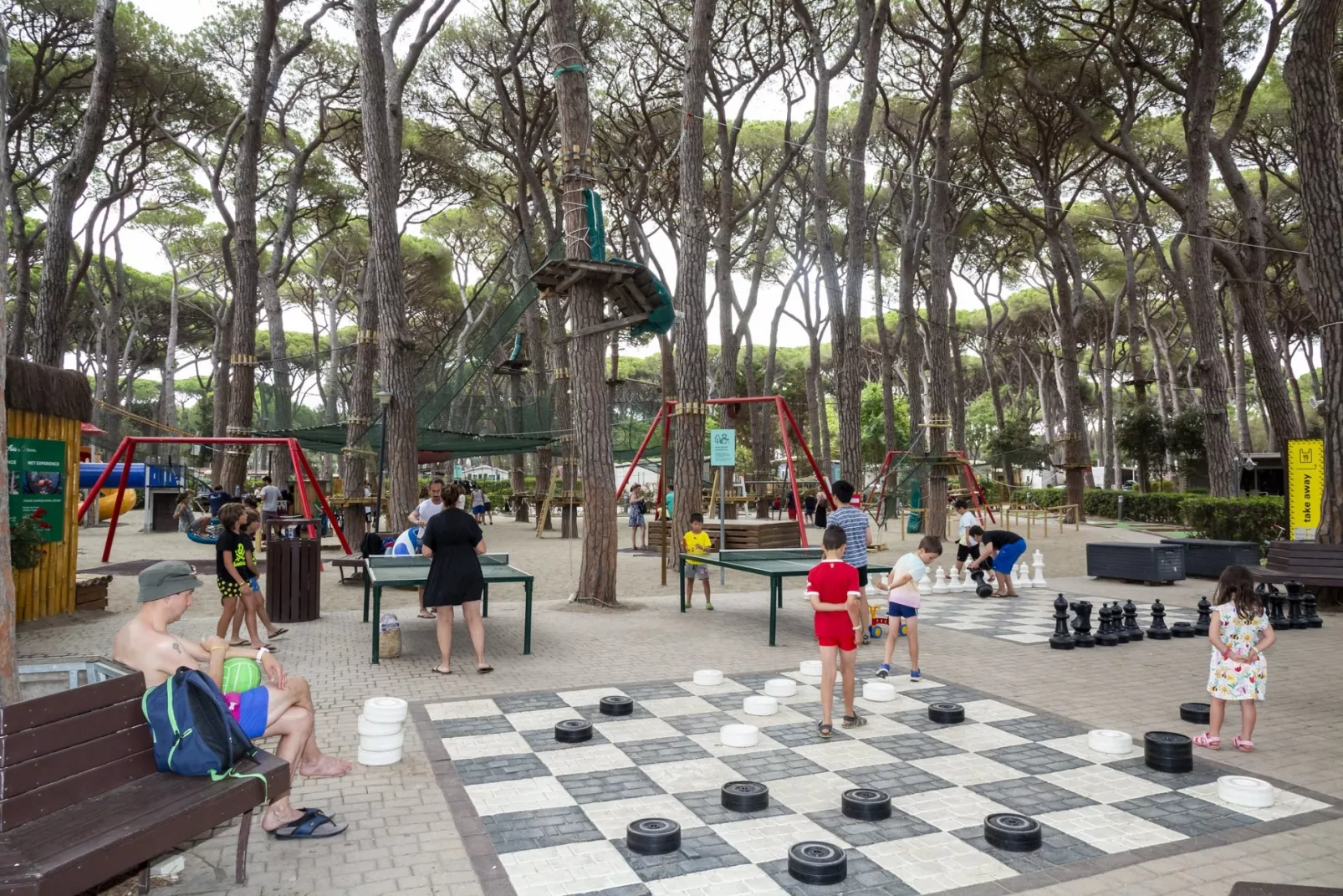 Hu Park Albatros Dorf-