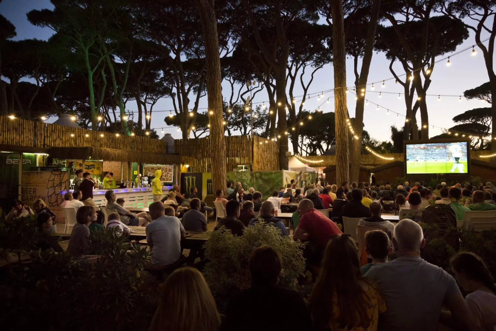 Hu Park Albatros Dorf-