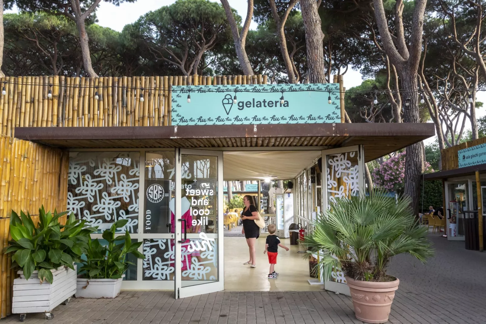 Hu Park Albatros Dorf-