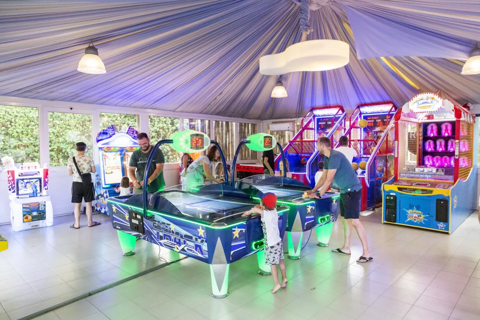 Hu Park Albatros Dorf-