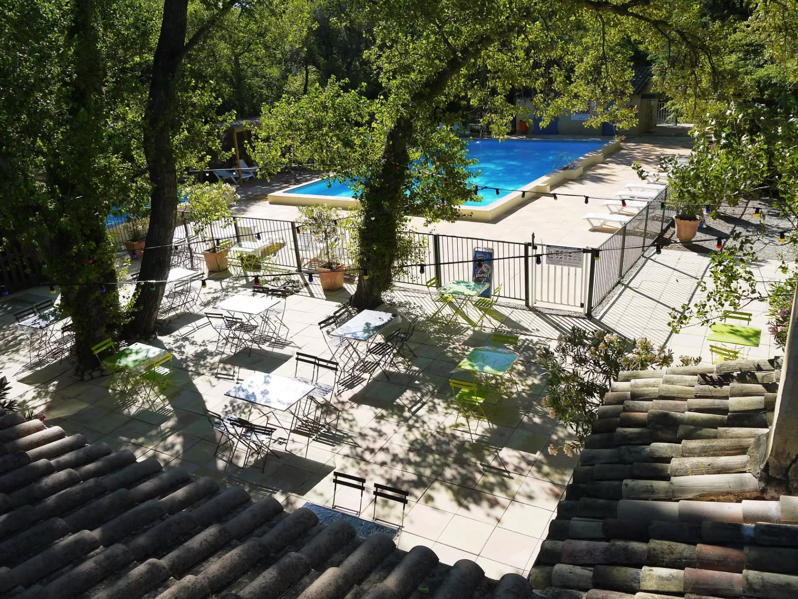 Flower Camping Die Ufer der Aygues