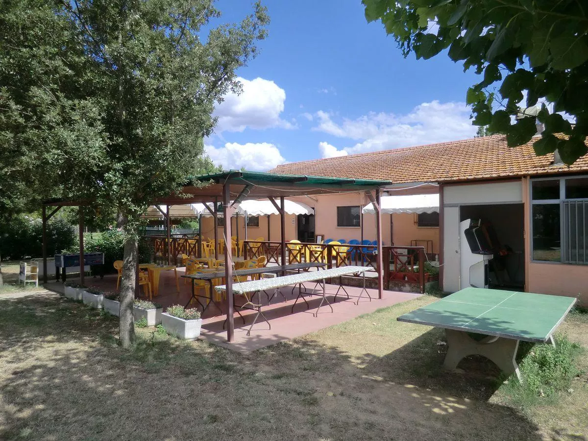 Hu Montescudaio Dorf-