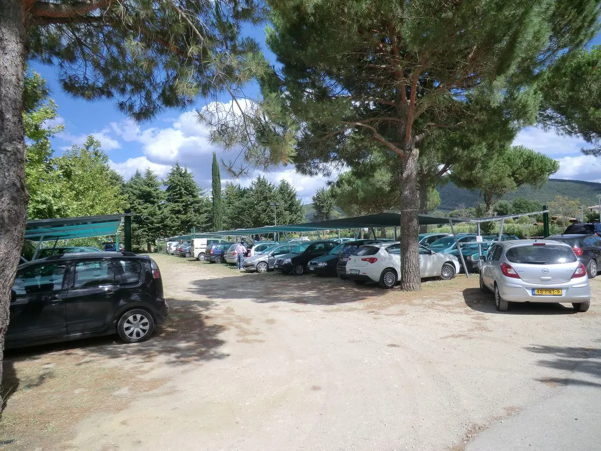 Hu Montescudaio Dorf-