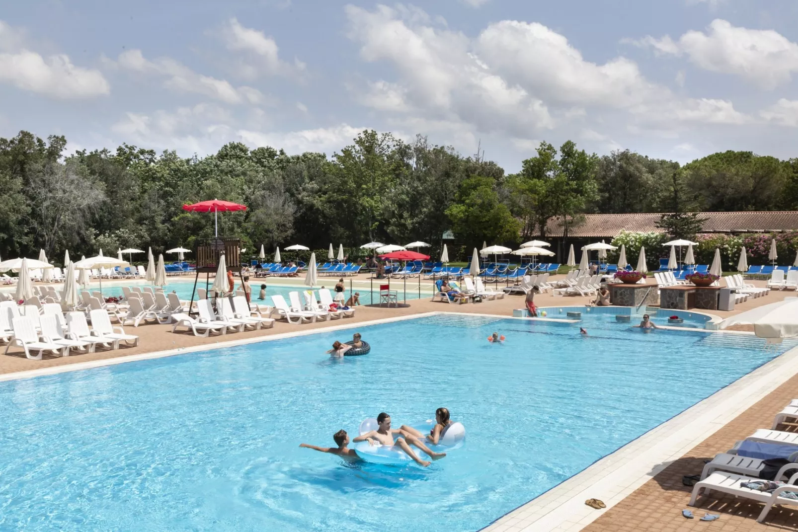 Hu Montescudaio Dorf-