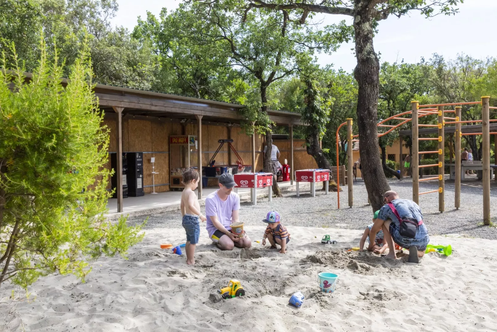 Hu Montescudaio Dorf-