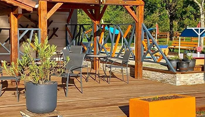 Campingplatz L'île aux mille Charmes