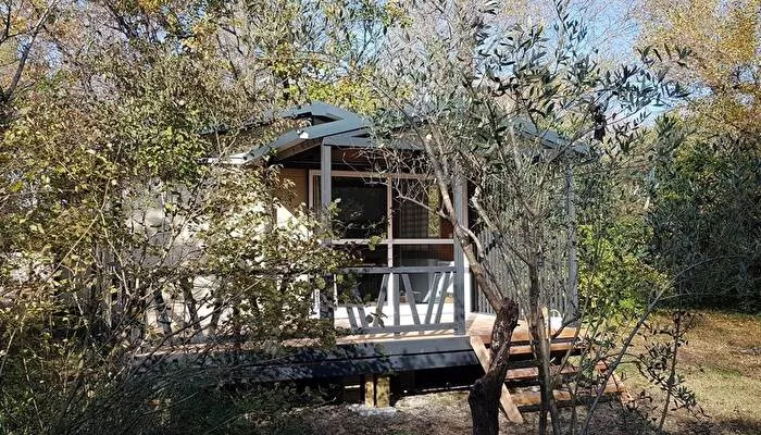 Flower Camping Die Ufer der Aygues