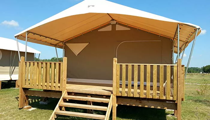 Flower Camping Loire und Schlösser