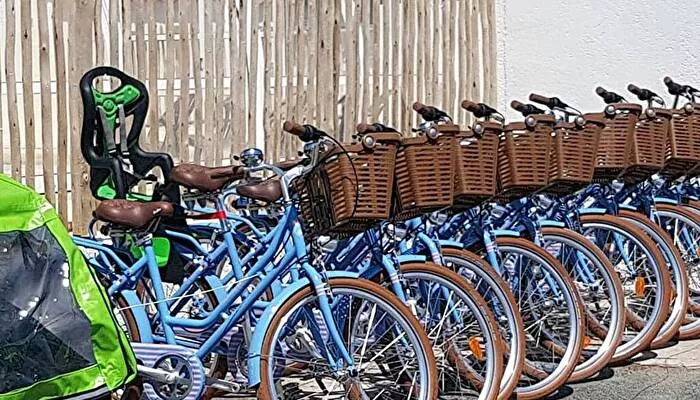 Flower Camping Le Pré des Sables-