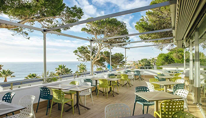 Alannia Costa Dorada-