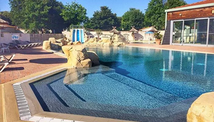 Campingplatz Les Gros Joncs-