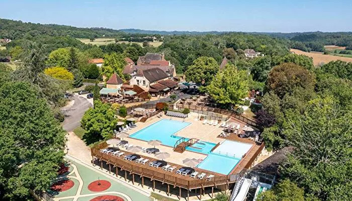 Campingplatz Les Grottes de Roffy