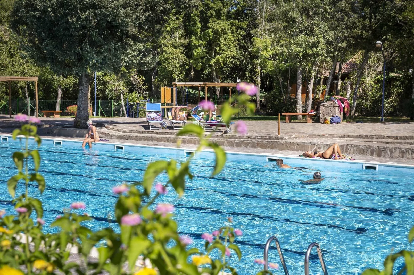 Hu Montescudaio Dorf-