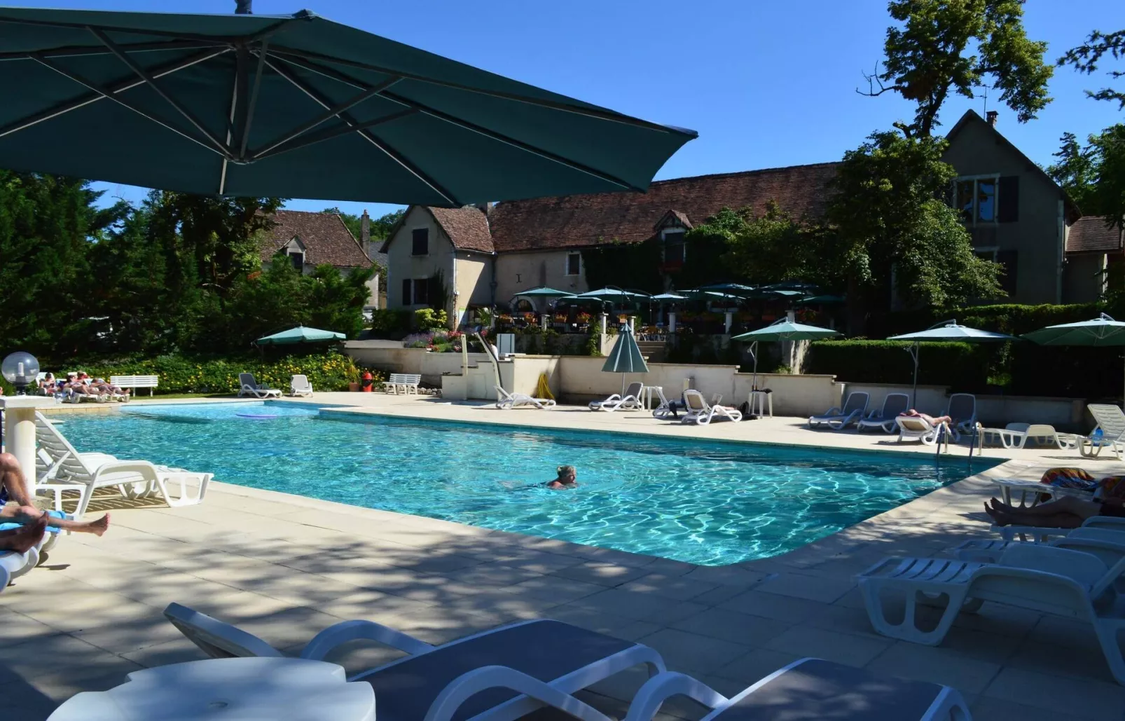 Campingplatz Château de Lacomté-