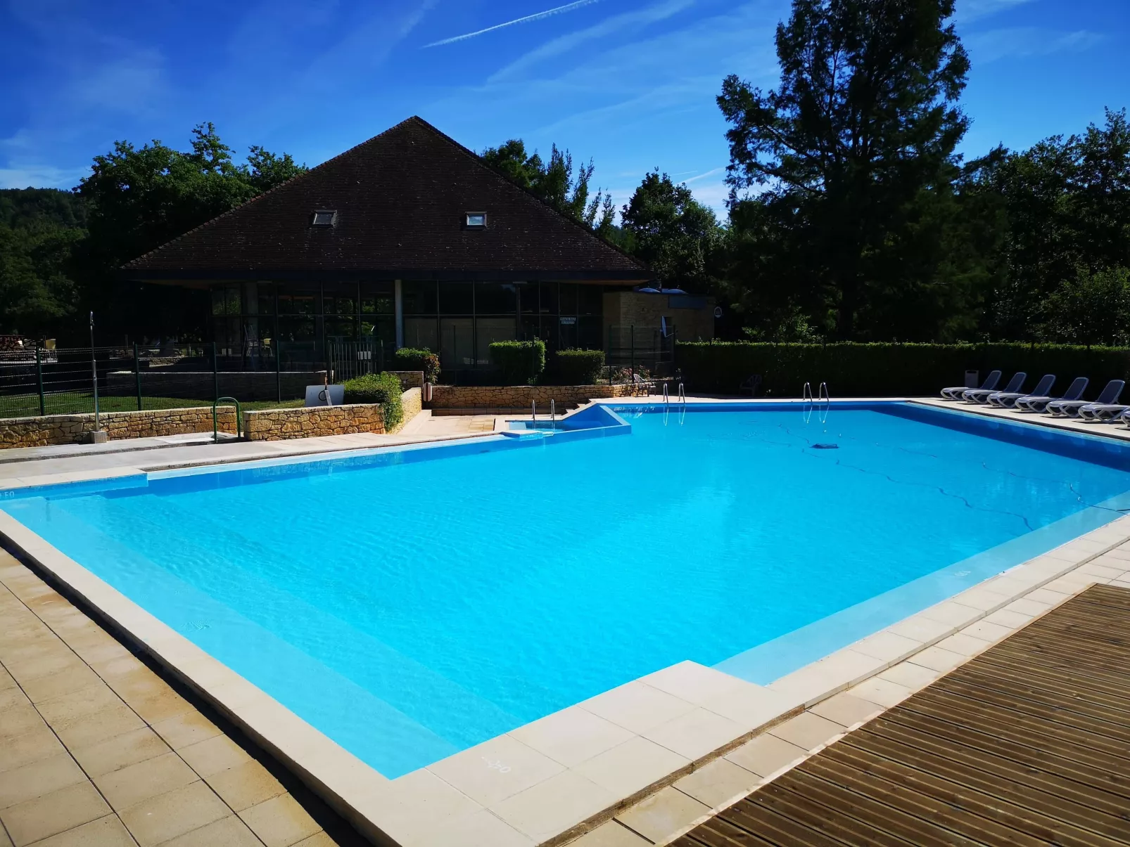 Flower Camping Trémolat Die Ufer der Dordogne