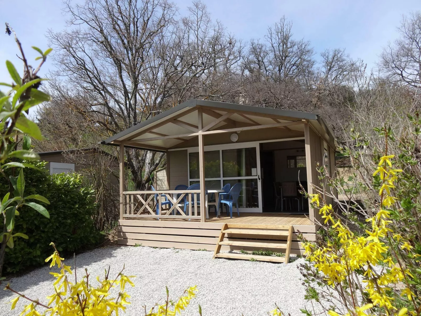 Flower Camping La Beaume-