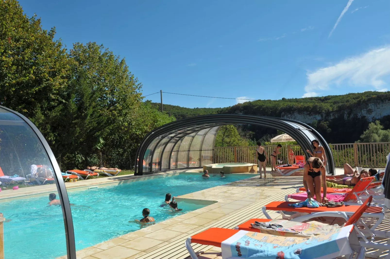 Flower Camping La Sagne