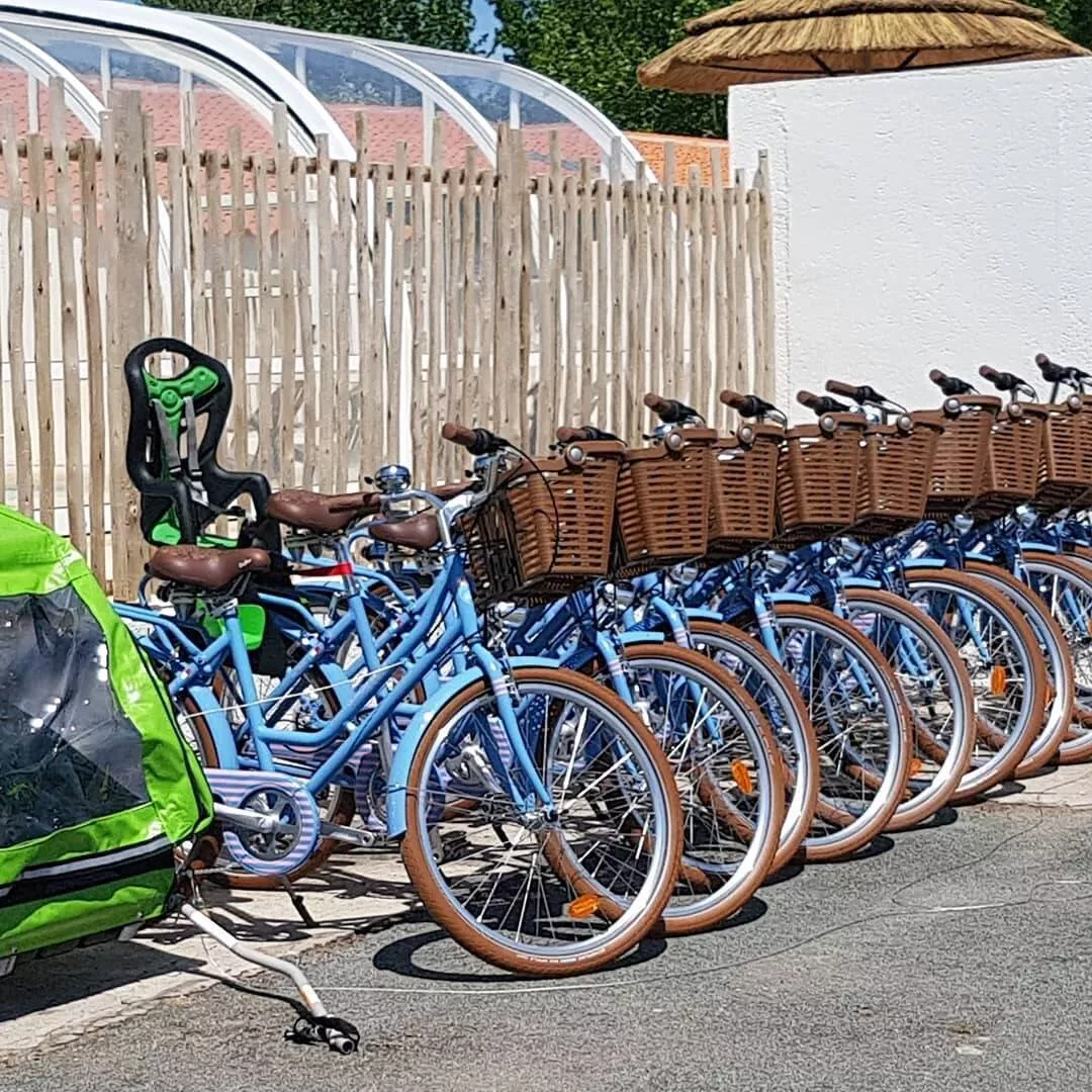 Flower Camping Le Pré des Sables