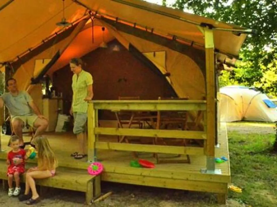 Flower Camping La Lichtung-